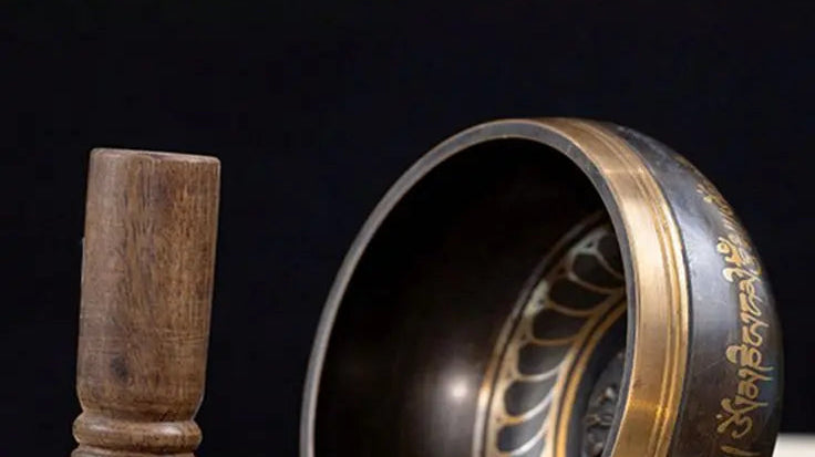 7 Epic Ways to Enjoy a Full Moon with a Singing Bowl - Best Himalaya