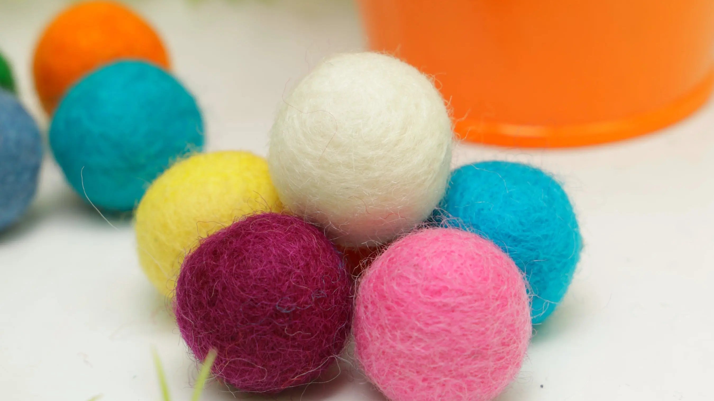Explore the Creative Possibilities of 2 cm Felted Balls: Adding Charm and Color to Your Projects - Best Himalaya