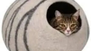 Felt Cat Cave : A Cozy Retreat for Your Feline Friend - Best Himalaya