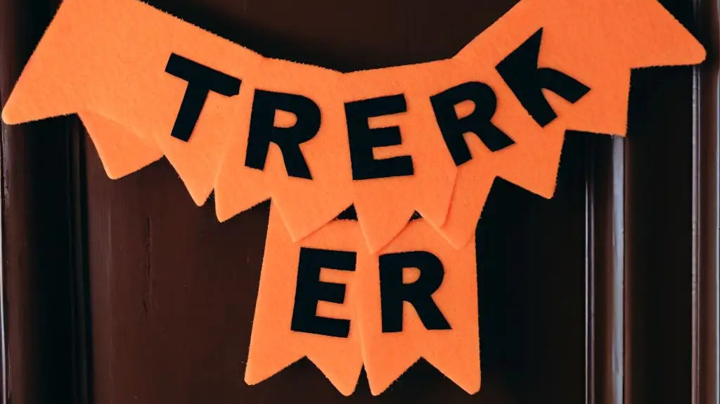 Felt Scary Halloween Garland for Door: Trick for Treat Children Ideas - Best Himalaya