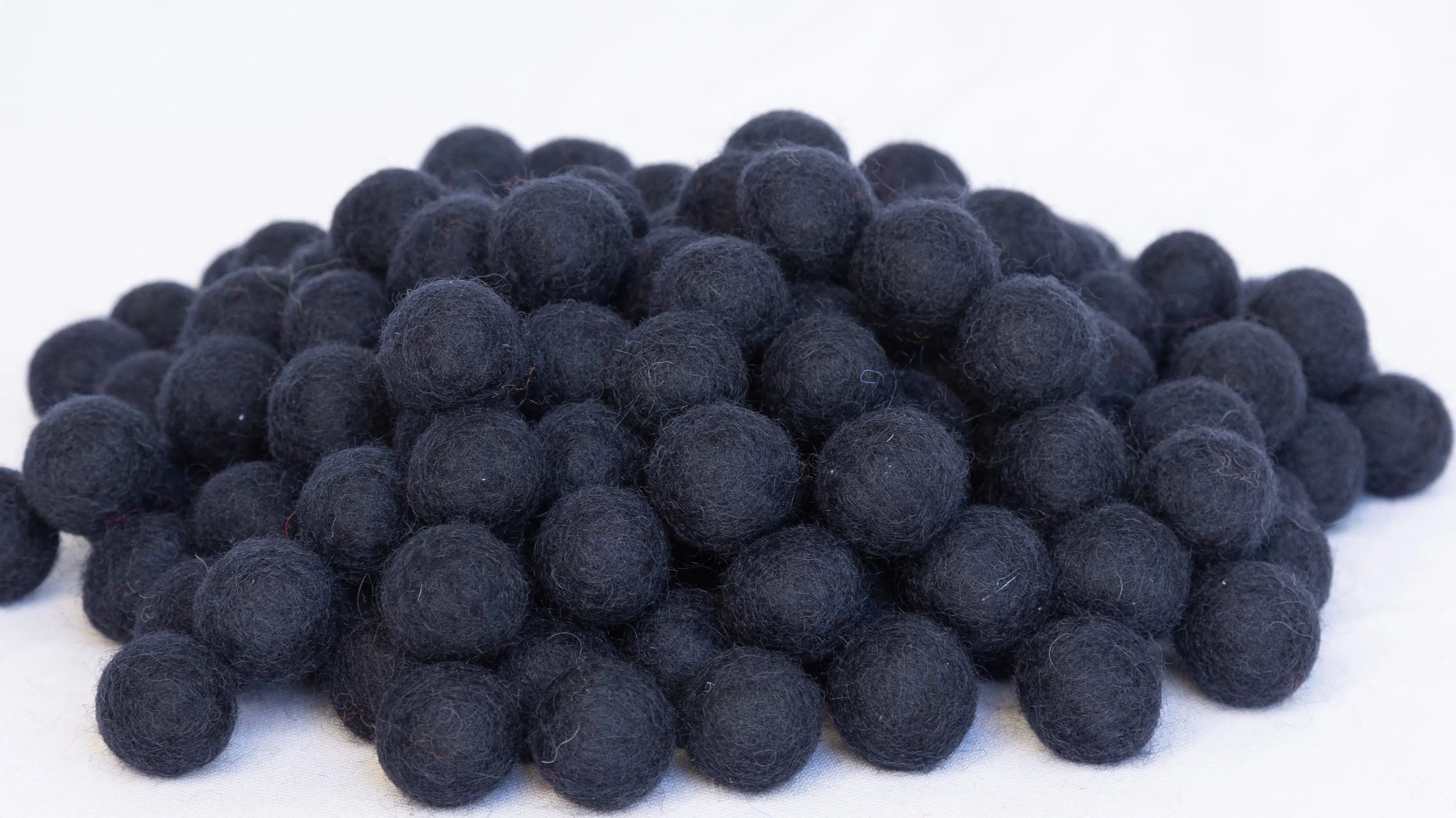 Selecting-the-Perfect-Felt-Balls-A-Guide-to-Making-the-Right-Choice Best Himalaya