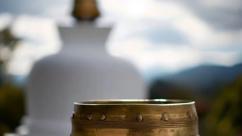 Singing Bowls For Meditation Healing, Benefits, Origins & Misconceptions - Best Himalaya