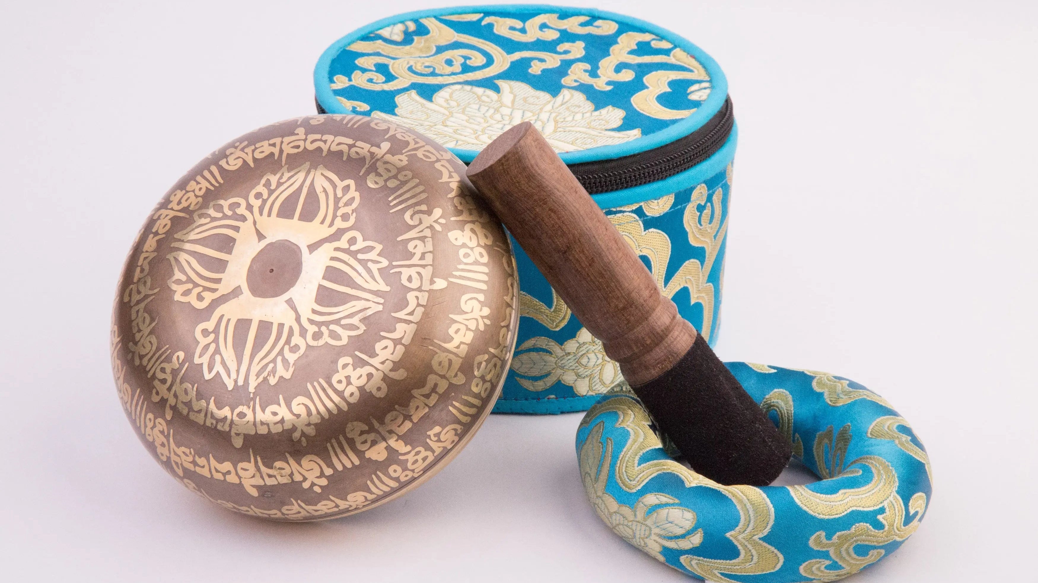 The-Art-of-Healing-How-a-Singing-Bowl-Gift-Set-Can-Transform-Your-Space Best Himalaya