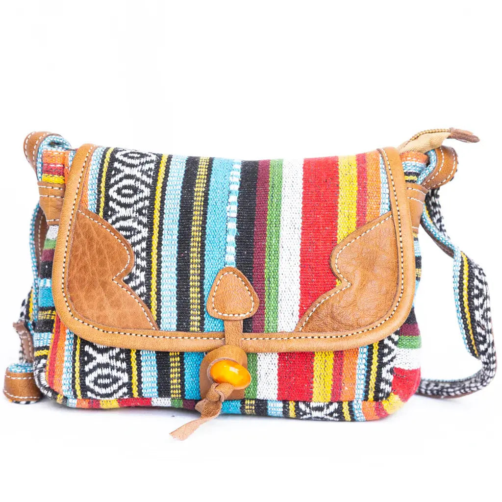 The Fanny Pack: Unpacking the Popularity of Western Fashion's Accessory and the Sustainable Twist with Hemp Fanny Packs - Best Himalaya