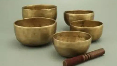 Types-of-9-cm-Singing-Bowls-A-Harmonious-World-of-Sound Best Himalaya