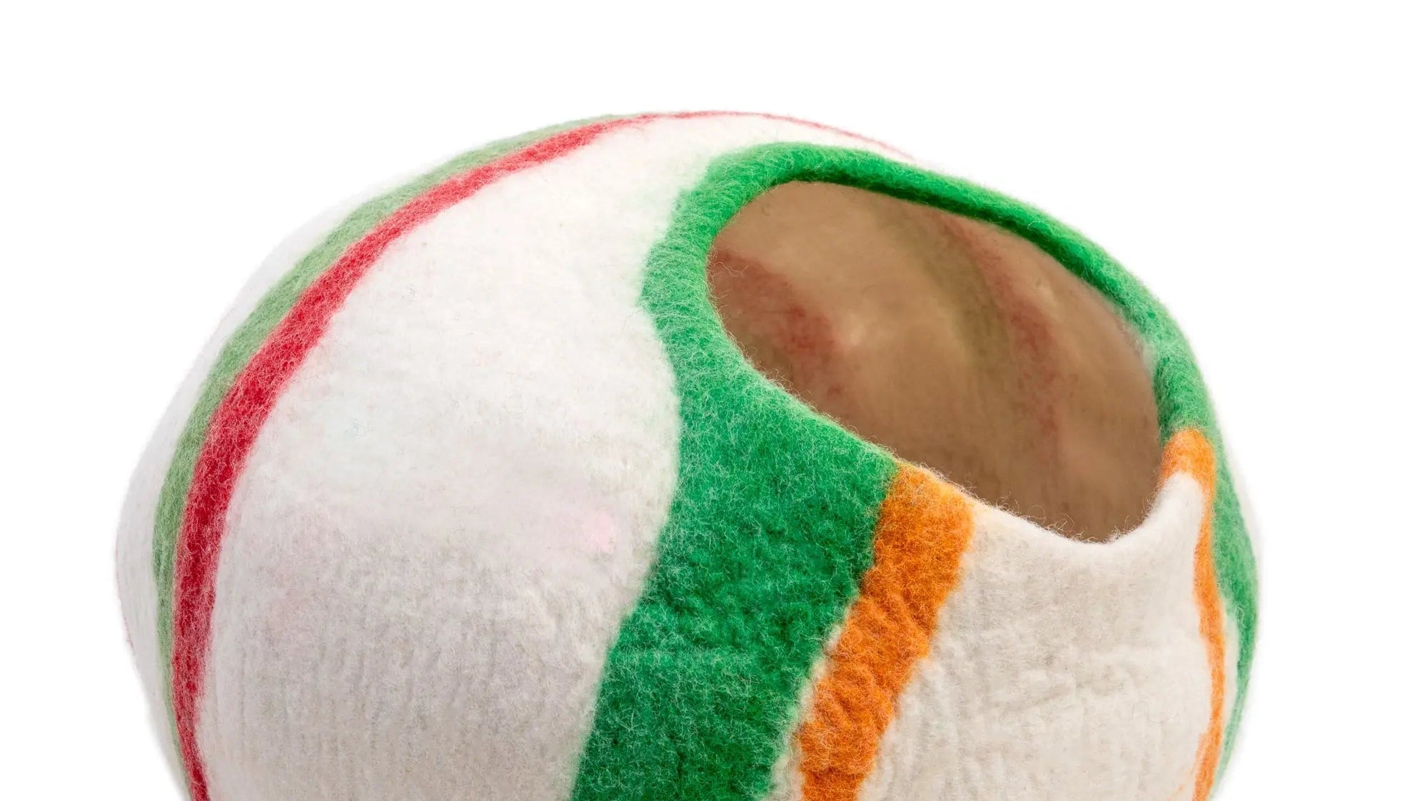 User Guide: How to Use a Cat Cave for Your Feline Friend - Best Himalaya