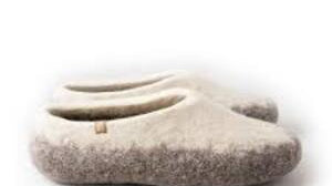 Luxurious Comfort for Men: Introducing the Latest Trend in Footwear - Wool Slippers! - Best Himalaya