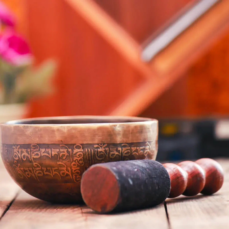 Antique Singing Bowl 13 cm Hand hammered - Best HimalayaBest Himalaya