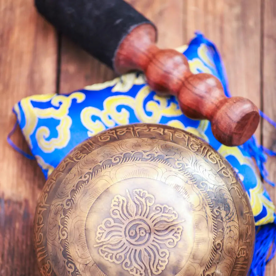 Antique Singing Bowl 13 cm Hand hammered - Best HimalayaBest Himalaya