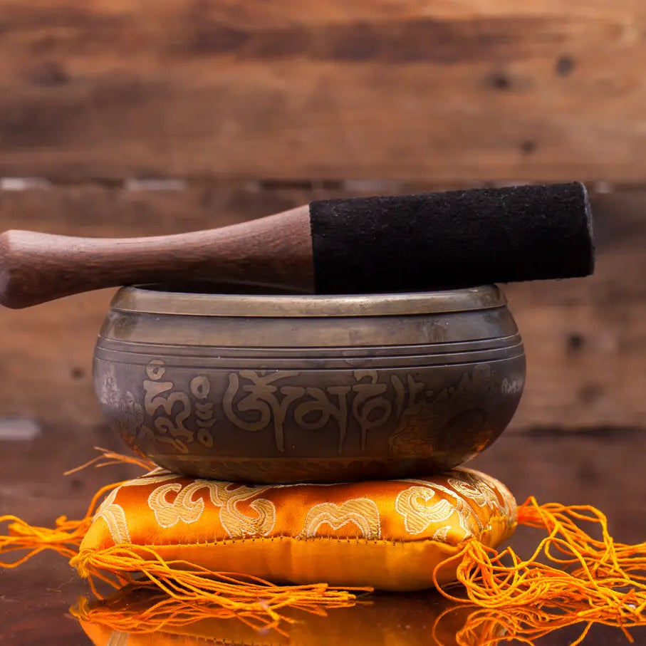 4-inch Buddhism Mantra Caved Singing Bowl - Best HimalayaBest Himalaya