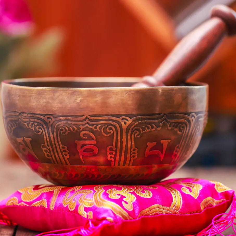 Antique Jam Bati Silk Cushion & Wooden Mallet Set - Best HimalayaBest Himalaya