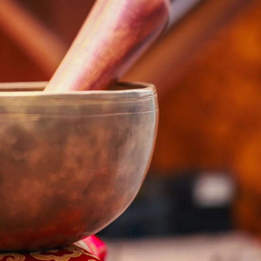 Antique Local Seven Metal Chakra Balancing Singing Bowl - Best HimalayaBest Himalaya