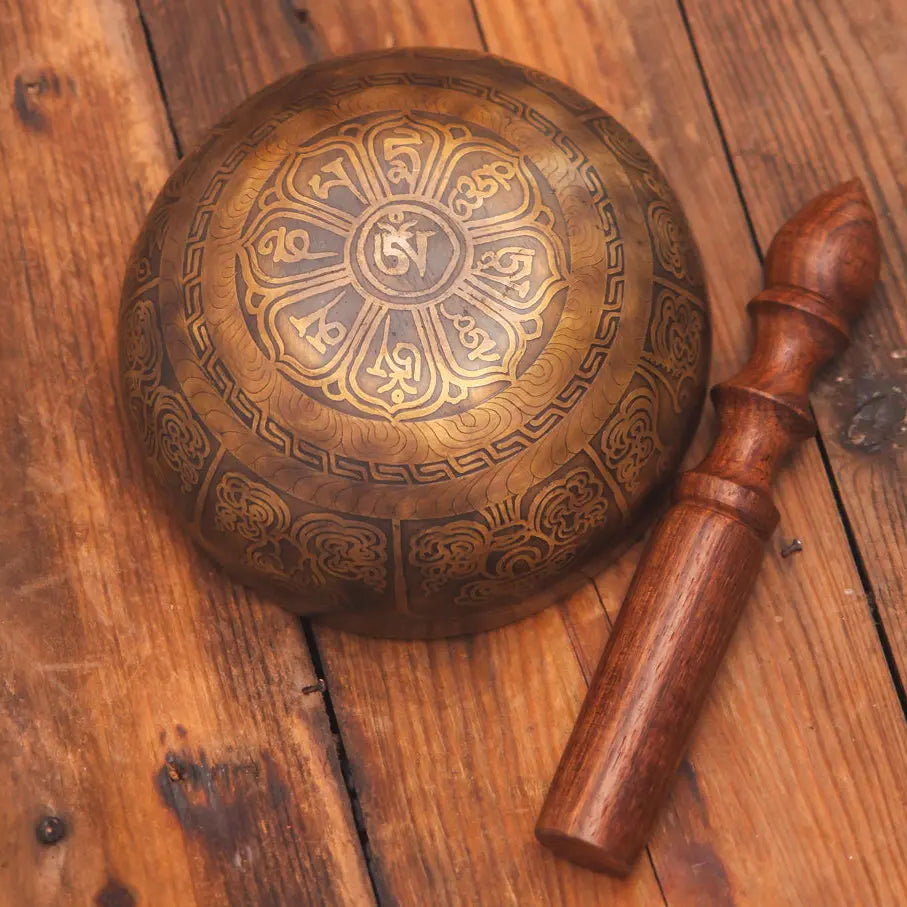 Antique Wisdom Eye Design Mantra Singing Bowl - Best HimalayaBest Himalaya