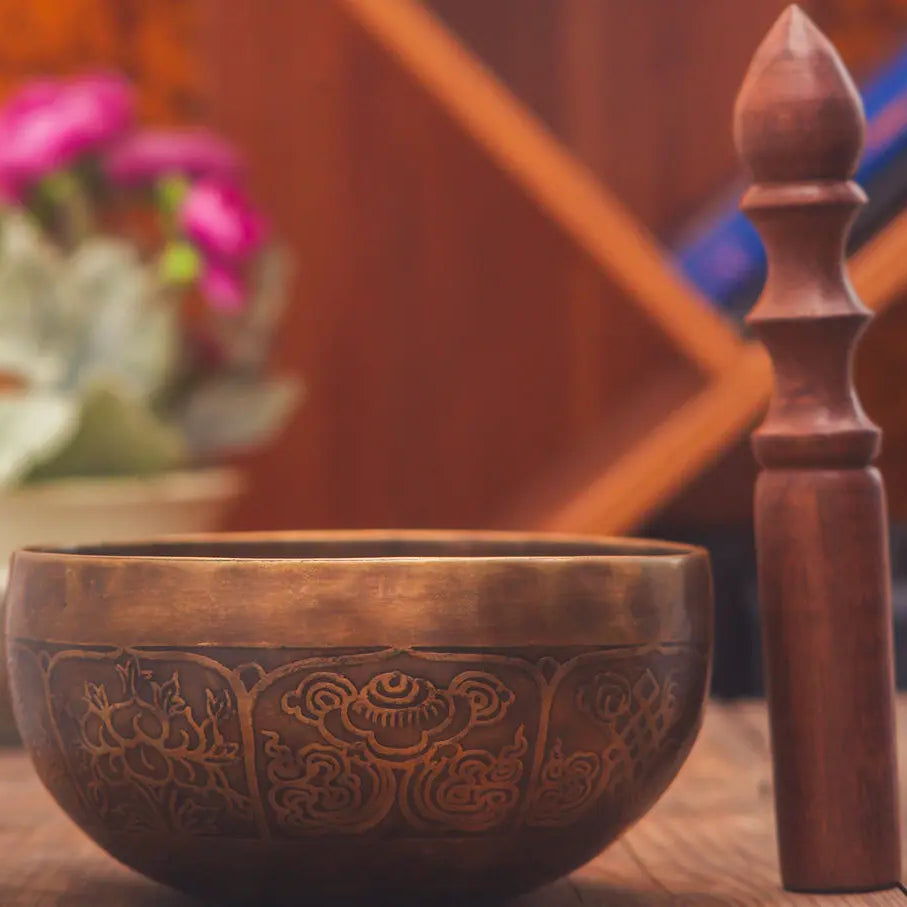 Antique Wisdom Eye Design Mantra Singing Bowl - Best HimalayaBest Himalaya
