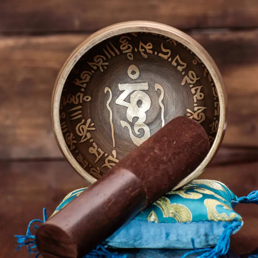 Buddha Mantra Carved Singing Bowl Mallet & Pillow Set - Best HimalayaBest Himalaya