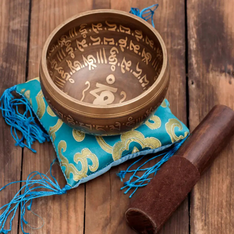 Buddha Mantra Carved Singing Bowl Mallet & Pillow Set - Best HimalayaBest Himalaya