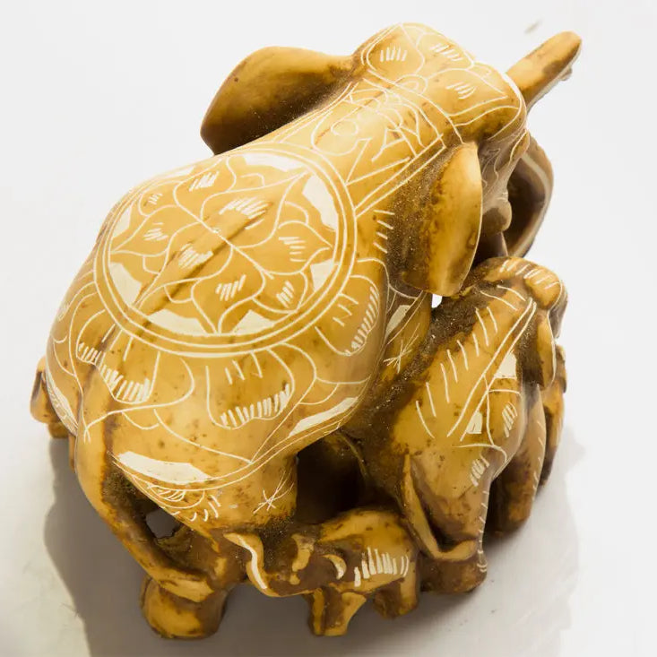 Elephant with Baby resin statue - Best HimalayaBest Himalaya