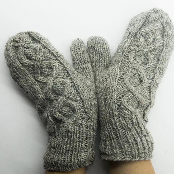 Elevate Your Style with Fingerless Woolen Hand Gloves – Fashion and Functionality Combined - Best HimalayaBest Himalaya