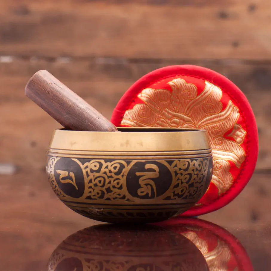 Golden Etching Tibetan Singing Bowl A Handmade Masterpiece - Best HimalayaBest Himalaya
