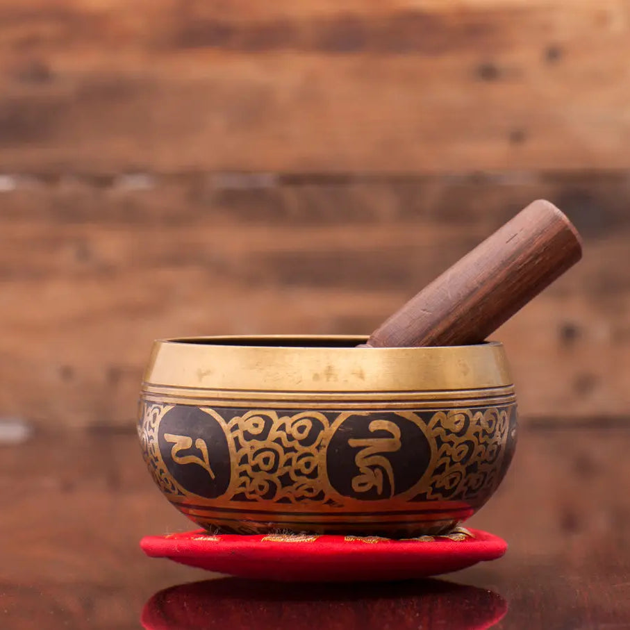 Golden Etching Tibetan Singing Bowl A Handmade Masterpiece - Best HimalayaBest Himalaya