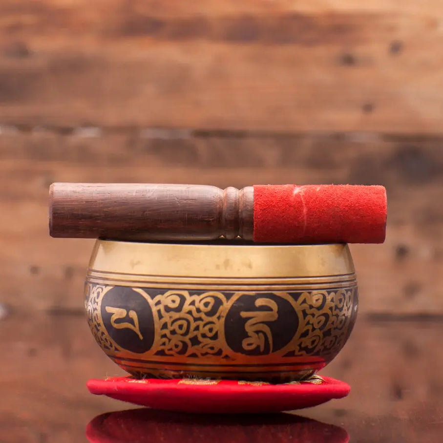 Golden Etching Tibetan Singing Bowl A Handmade Masterpiece - Best HimalayaBest Himalaya