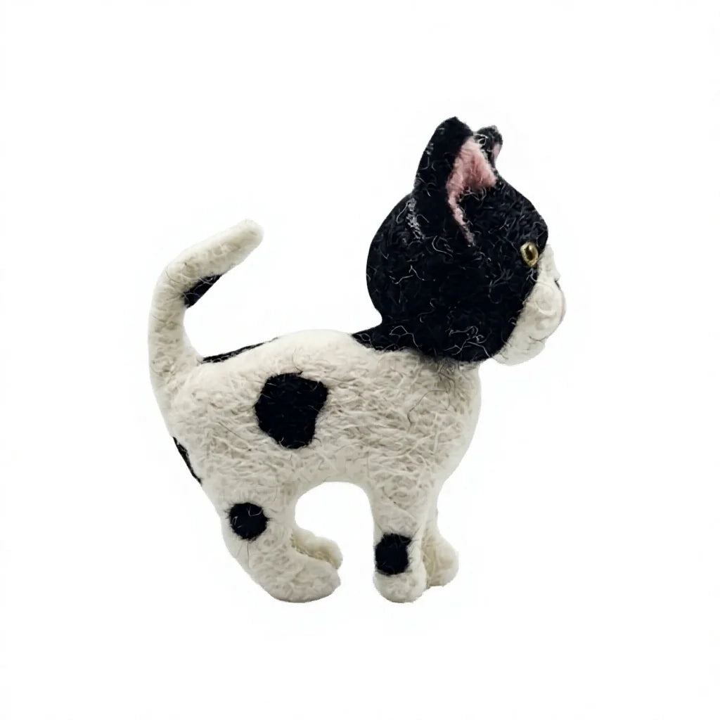 Felt Wool Black and White Cat Ornament Cartoon Animal Decoration – view 3