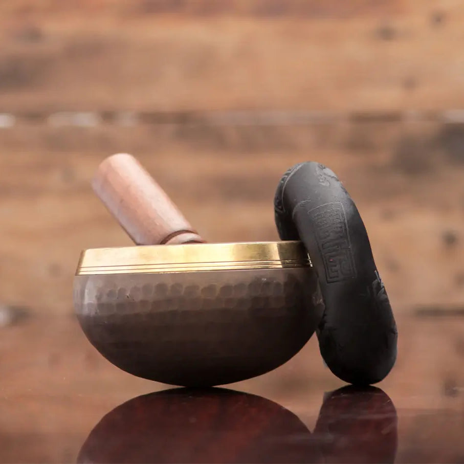 Hand Beaten Singing Bowl in Black Color Designed For Chakra Healing - Best Himalaya