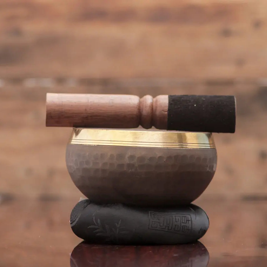Hand Beaten Singing Bowl in Black Color Designed For Chakra Healing - Best Himalaya
