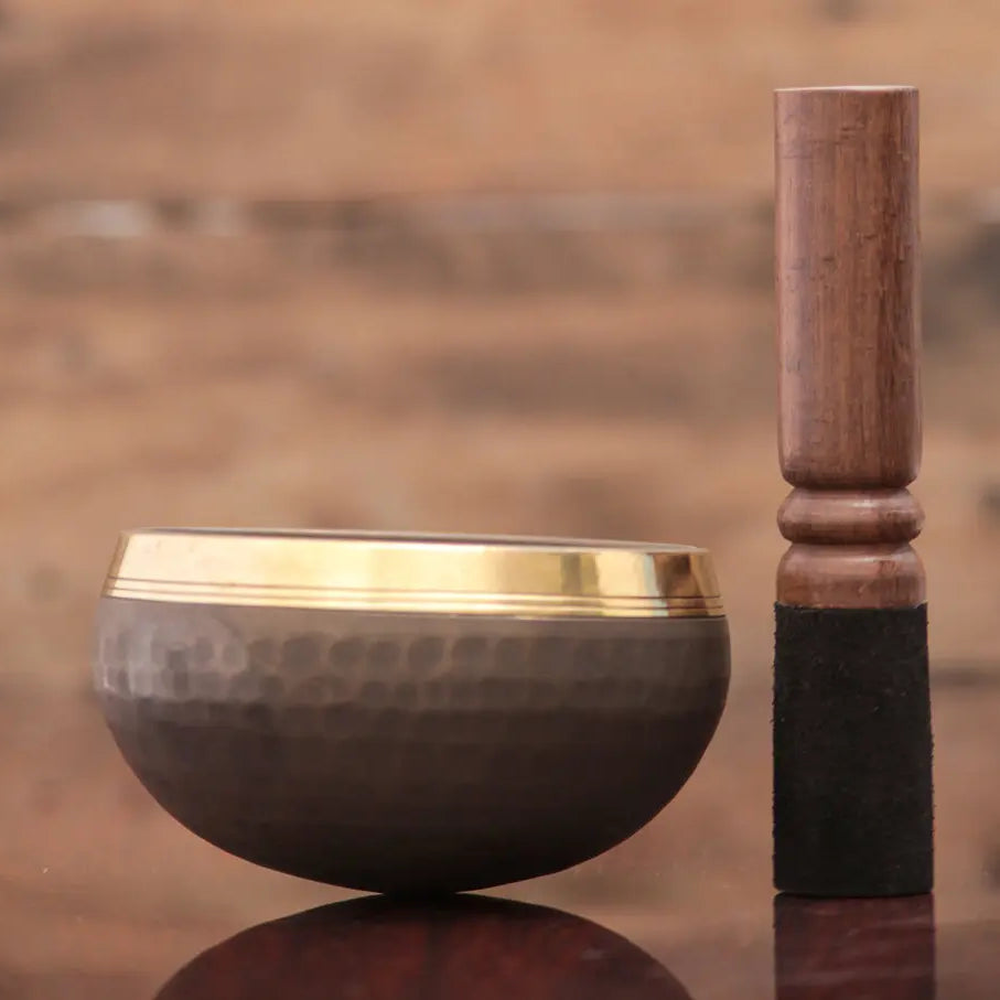Hand Beaten Singing Bowl in Black Color Designed For Chakra Healing - Best Himalaya