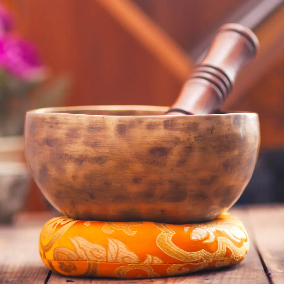 Hand Hammered Antique Design Tibetan Bowl - Best HimalayaBest Himalaya