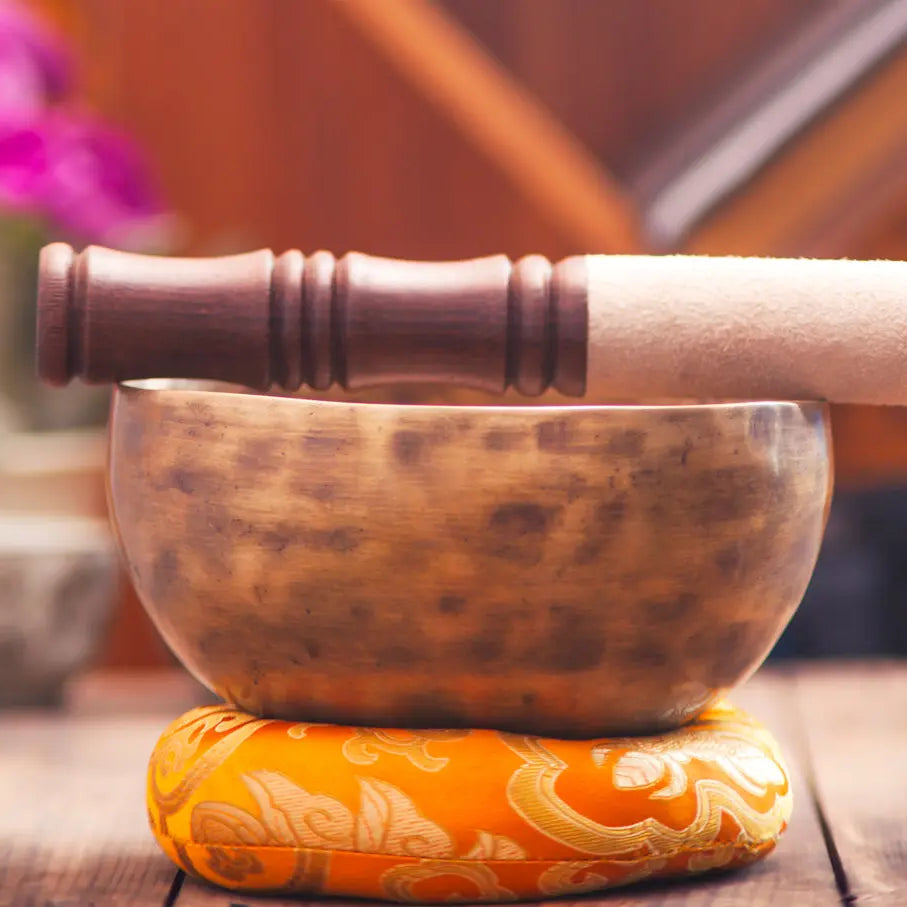 Hand Hammered Antique Design Tibetan Bowl - Best HimalayaBest Himalaya