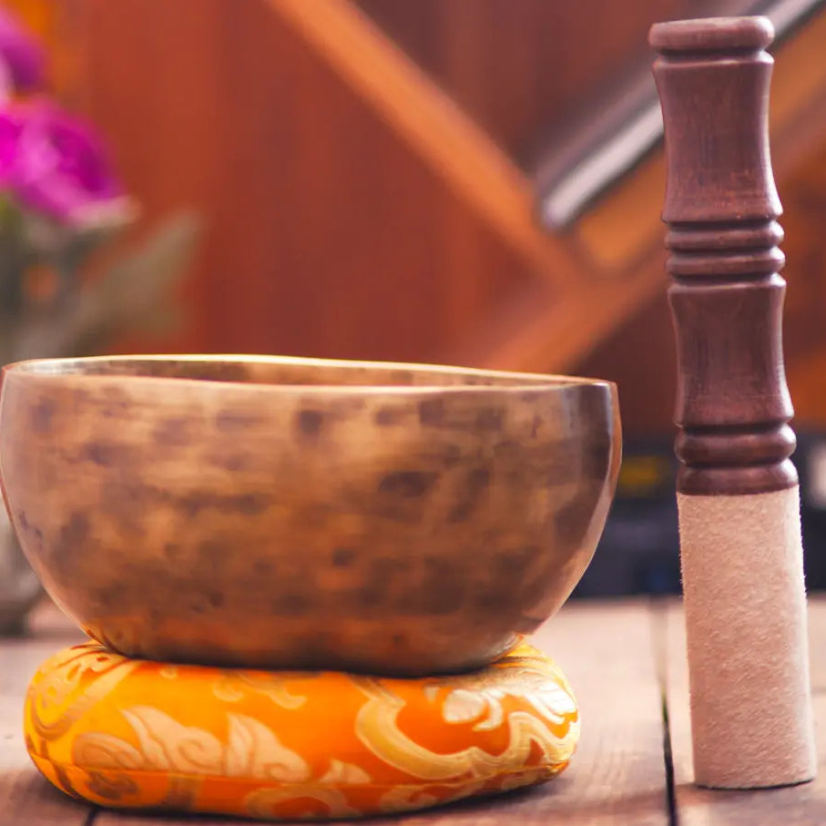 Hand Hammered Antique Design Tibetan Bowl - Best HimalayaBest Himalaya