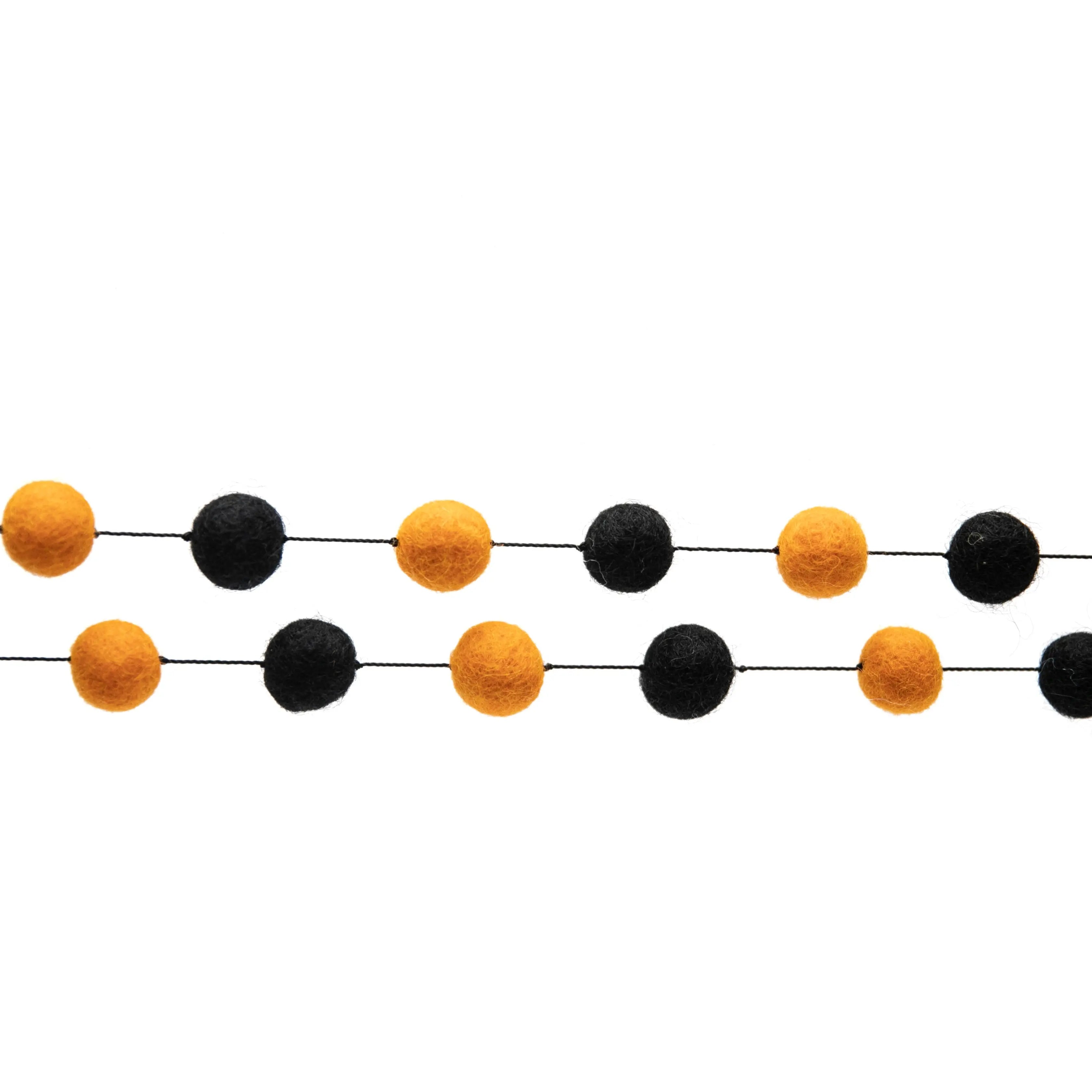 Handcrafted Felt Garland: Rustic Home Decor for Holidays and Events - Best HimalayaBest Himalaya