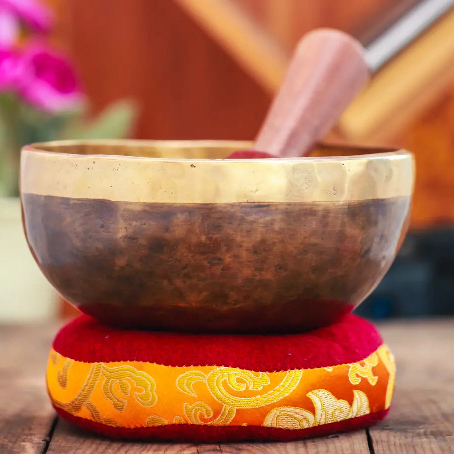 Jambati 7 metal Carved Tibetan Singing Bowl - Best Himalaya