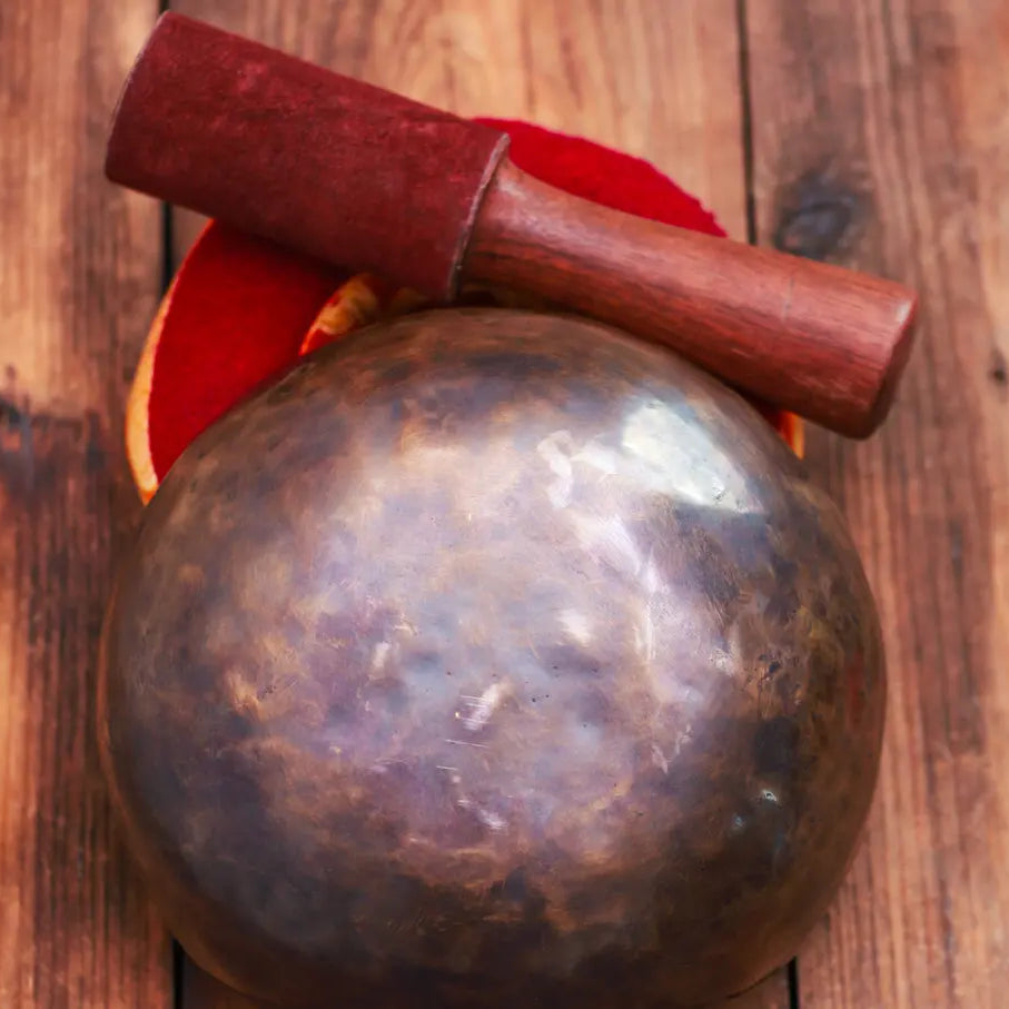 Jambati 7 metal Carved Tibetan Singing Bowl - Best Himalaya