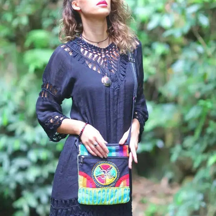 Light Ohm Knitted Multicolor Shoulder Bag Best Himalaya