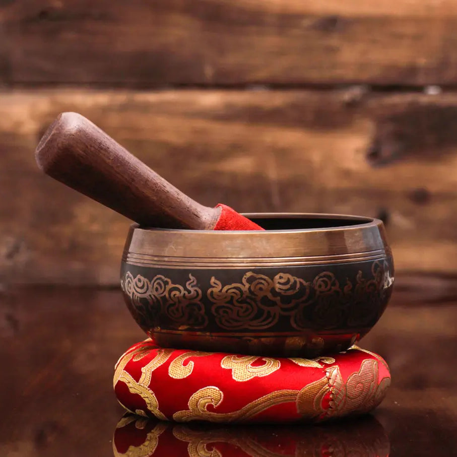 Ohm Carved Tibetan Handmade Singing Bowl - Best Himalaya