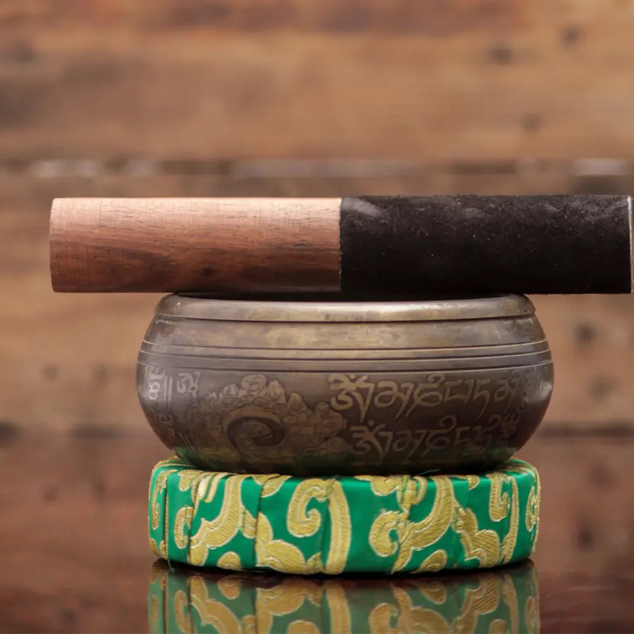 Root Chakra Healing Singing Bowl - Best Himalaya
