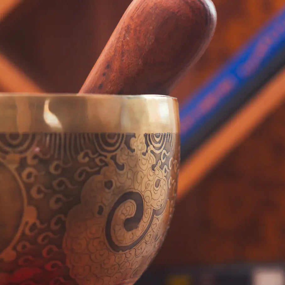 Sound Fine Finish Antique Thado Bati Large Singing Bowl - Best HimalayaBest Himalaya