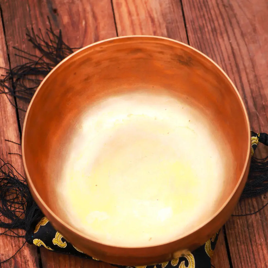 Thado Bati Singing Bowl For Crystal Cleansing and Feng Shui - Best HimalayaBest Himalaya