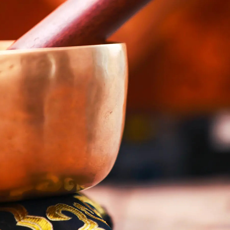 Thado Bati Singing Bowl For Crystal Cleansing and Feng Shui - Best HimalayaBest Himalaya