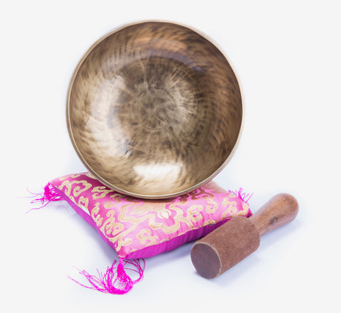 Handmade Tibetan Singing Bowl for Meditation - Full Moon Singing Bowl For Relaxation And Sound Therapy