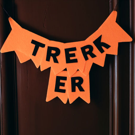 Felt Scary Halloween Garland for Door: Trick for Treat Children Ideas