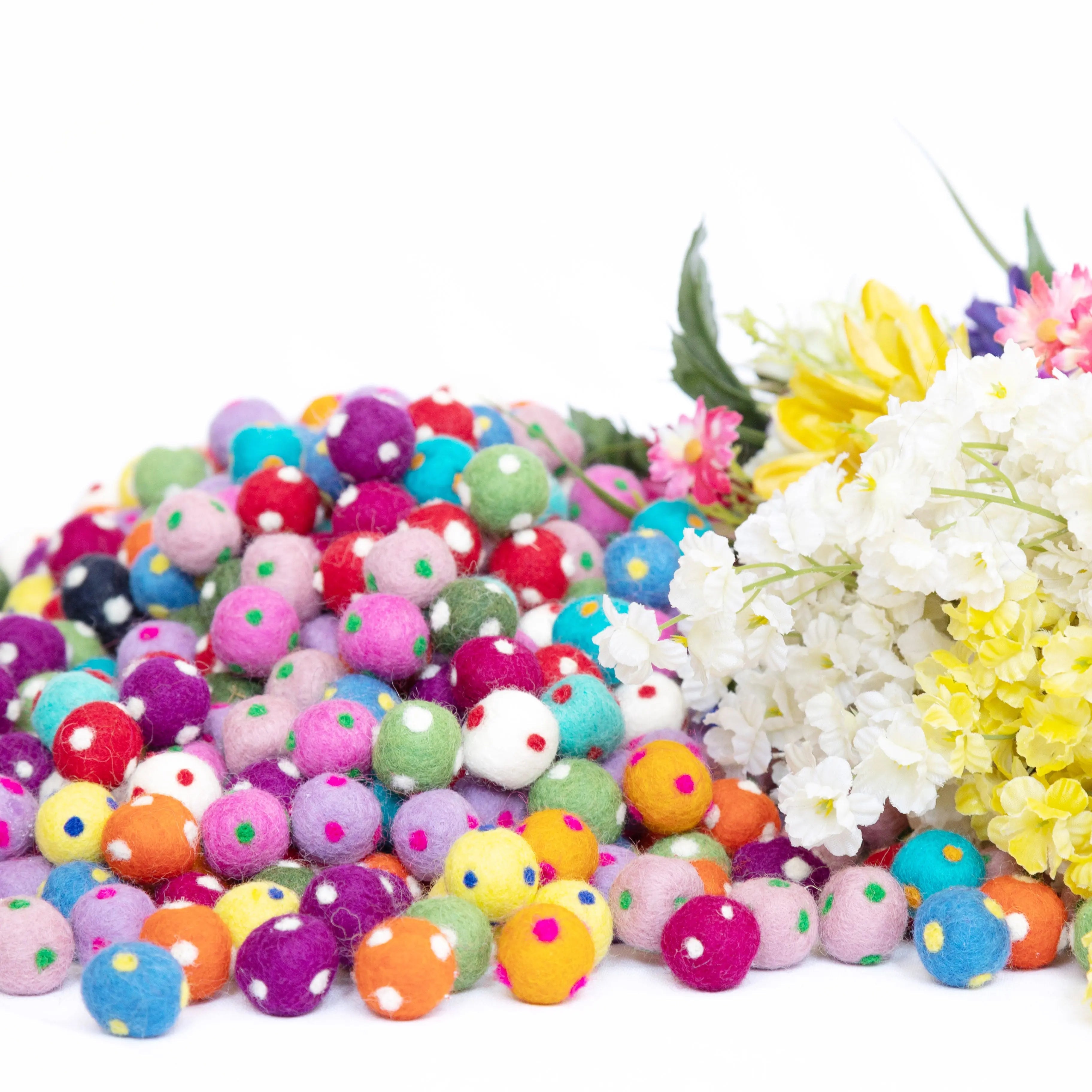 Christmas Decorative Felt Balls: Adding Cozy Charm to Your Holiday Decor - Best Himalaya