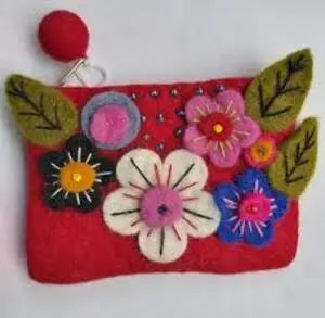 Felt-Purses-A-Stylish-and-Eco-Friendly-Fashion-Trend-Bulk-Quantity-Suppliers Best Himalaya