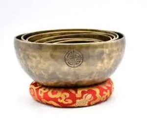 Unveiling-the-Full-Moon-Singing-Bowl-Origins-Buying-Guide-and-Pricing-Insights Best Himalaya