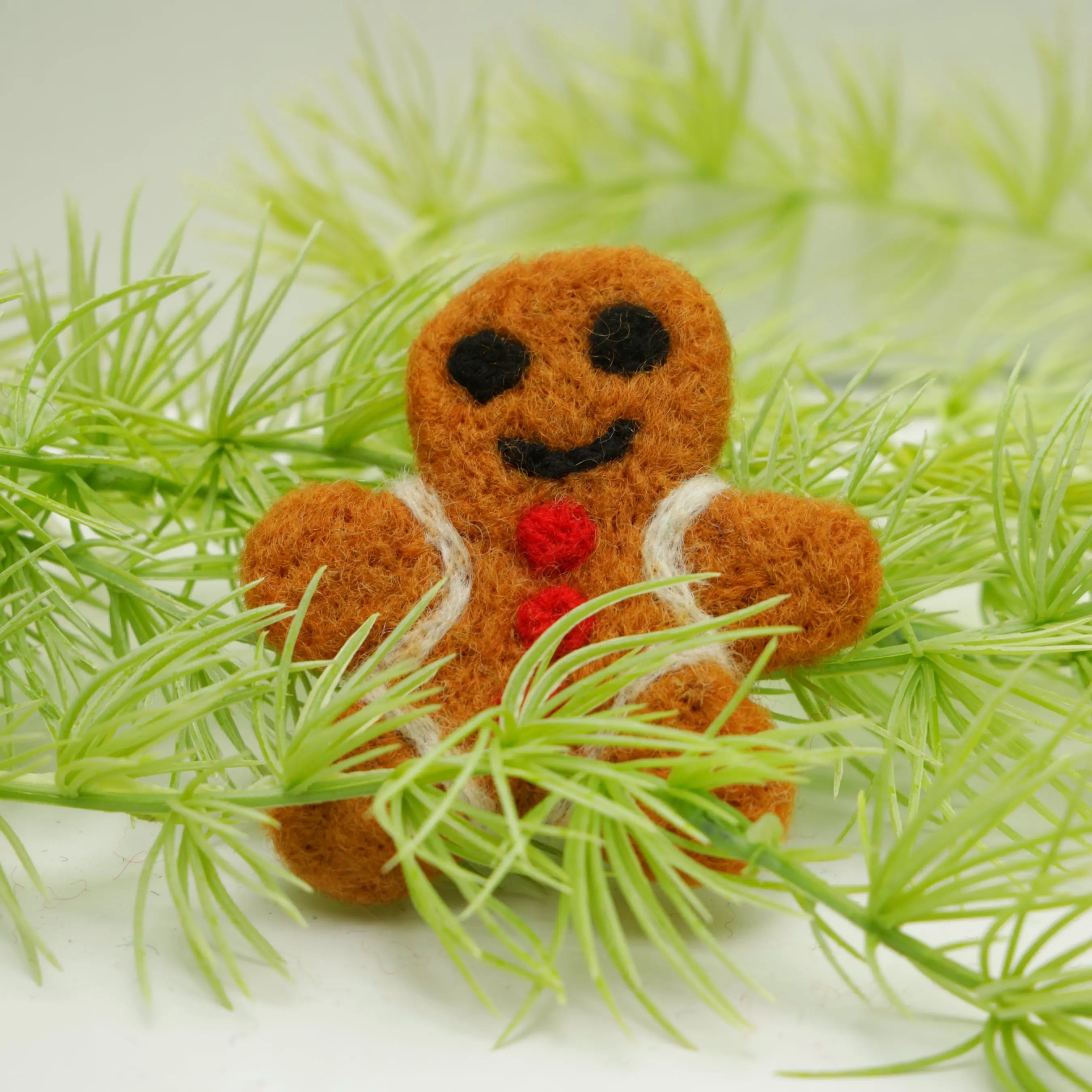 Adorable Gingerbread Felt Toy with Enchanting Gingerbread Man - Buy Now for a Joyful Christmas!" Best Himalaya