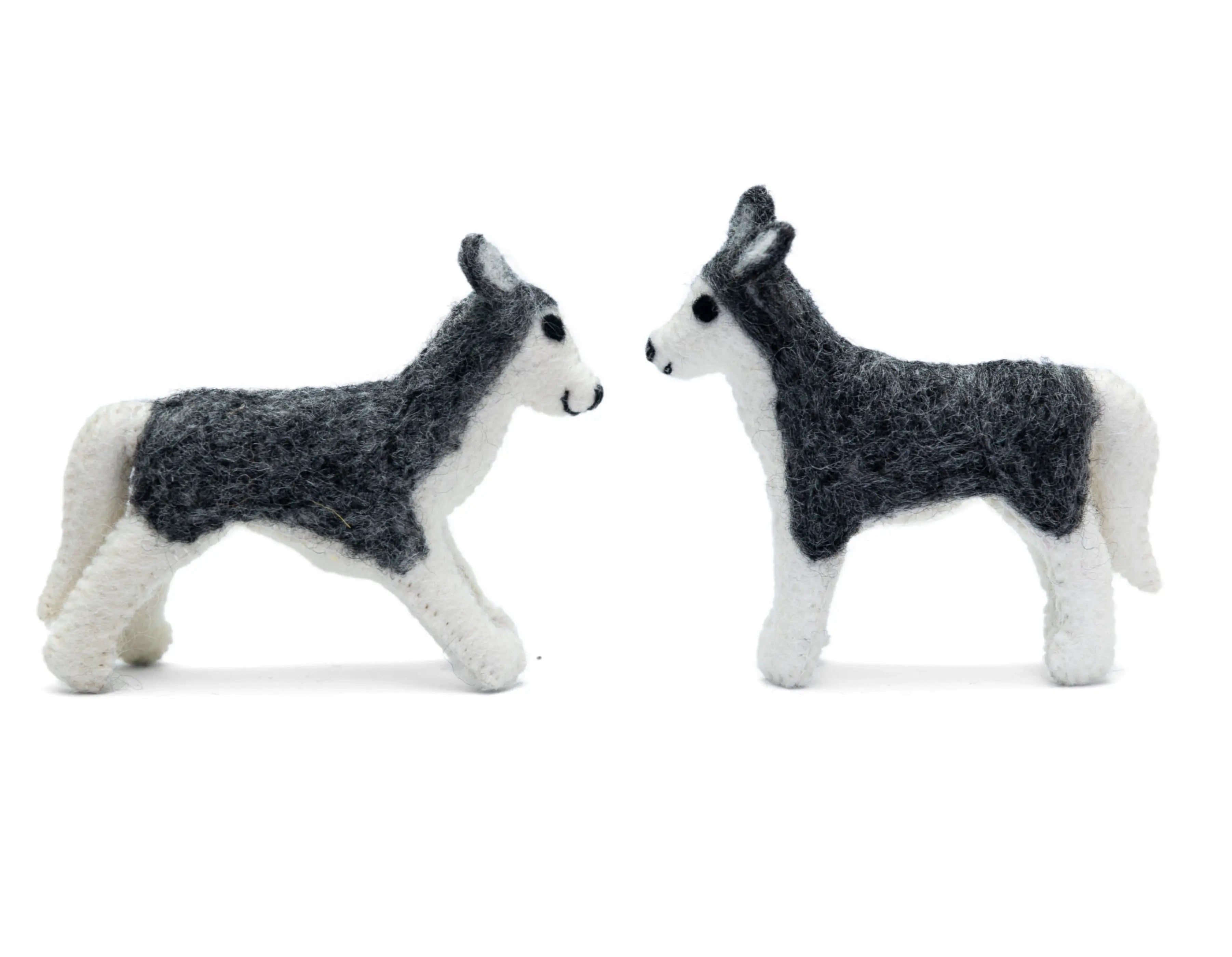 Experience Lifelike Elegance with Our Felt Toy Siberian Husky - Perfect Decor Companion - Best HimalayaBest Himalaya