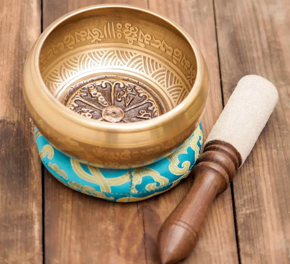 Exquisite Etched Carving Singing Bowl Set for Meditation and Sound Therapy with Beautiful Design - Best Himalaya