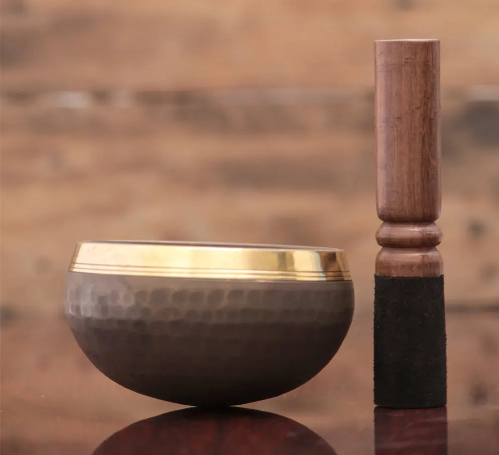 Hand Beaten Singing Bowl in Black Color Designed For Chakra Healing - Best Himalaya